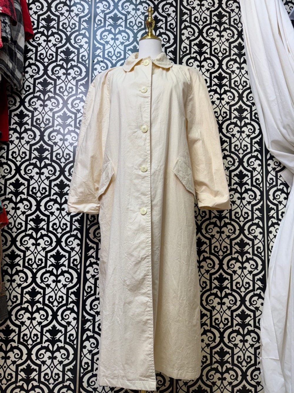 Classic Vintage 1980s-90s Cream/ Yellowish Trench Coat -Women's